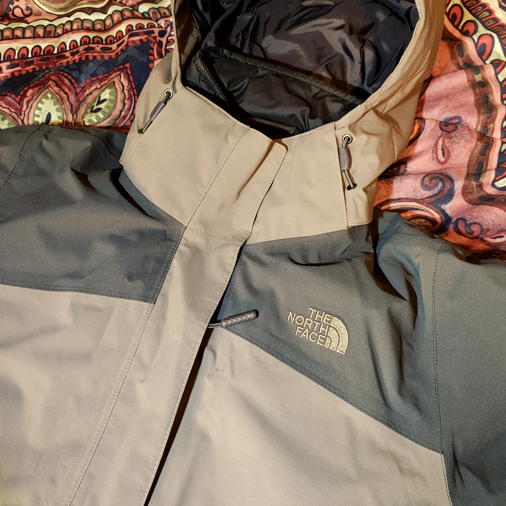 North Face Triclimate model,  3-in-1 winter jacket Women Sz M EUC - Picture 2 of 7